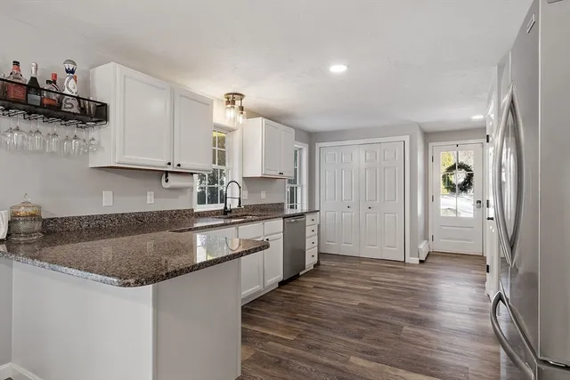 $459,900 | 240 Stoneybrook Road, Fitchburg, MA 01420