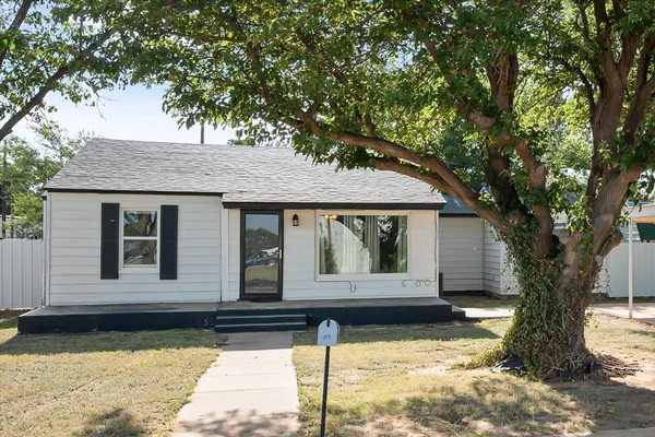$159,000 | 107 Stadium Drive, New Home, TX 79381