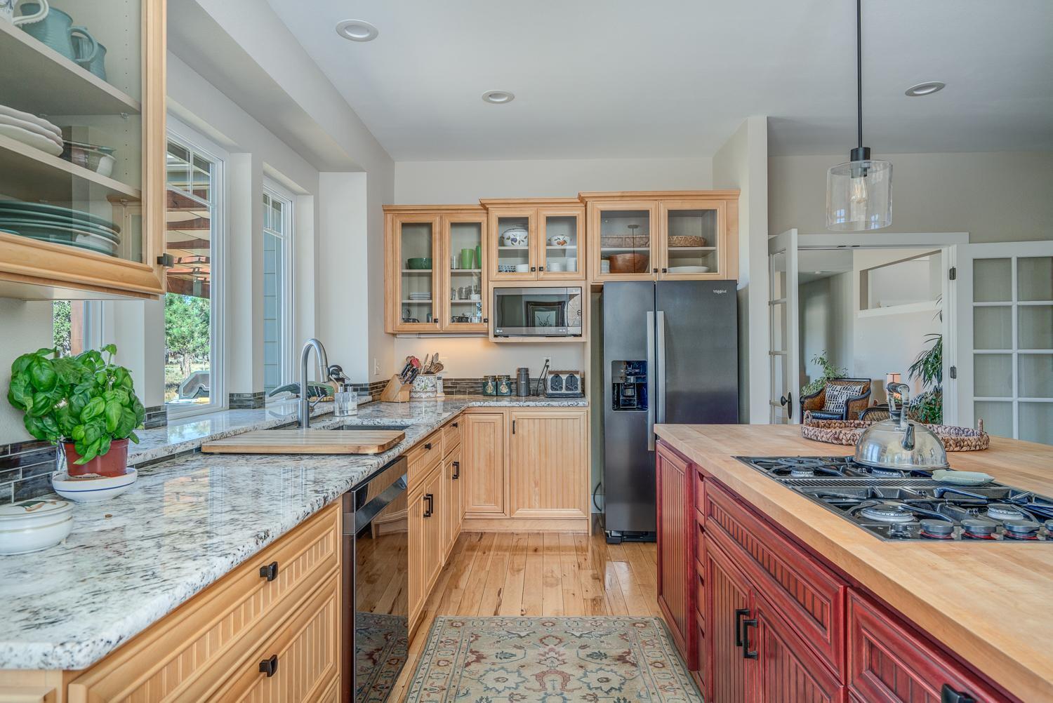 69785 Goodrich Road Sisters, OR 97759 - Photo 16 of 53 _DSC8891_2_3_4_5pro-Edit