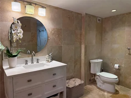 $379,000 | 7928 West Drive, Unit 307, North Bay Village, FL 33141