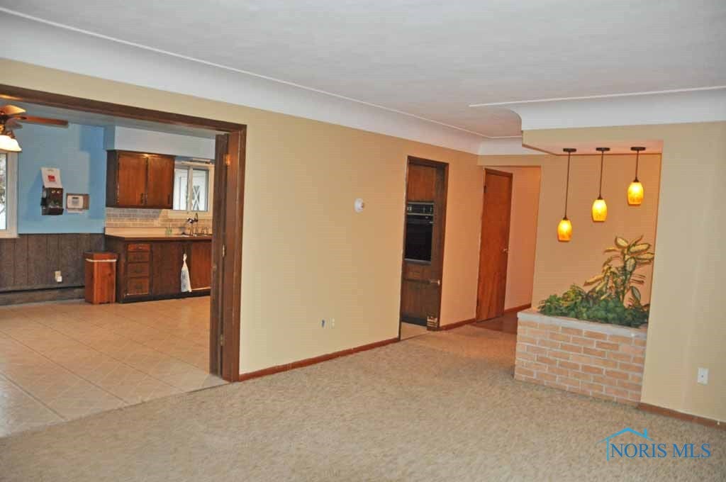 809 East Cole Road Fremont, OH 43420 - Photo 7 of 26 Gallery Image 7