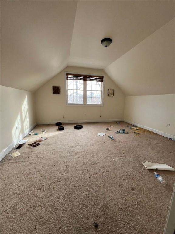 140 Lake View Road Cranston, RI 02920 - Photo 21 of 42