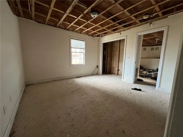 $515,000 | 140 Lake View Road, Cranston, RI 02920