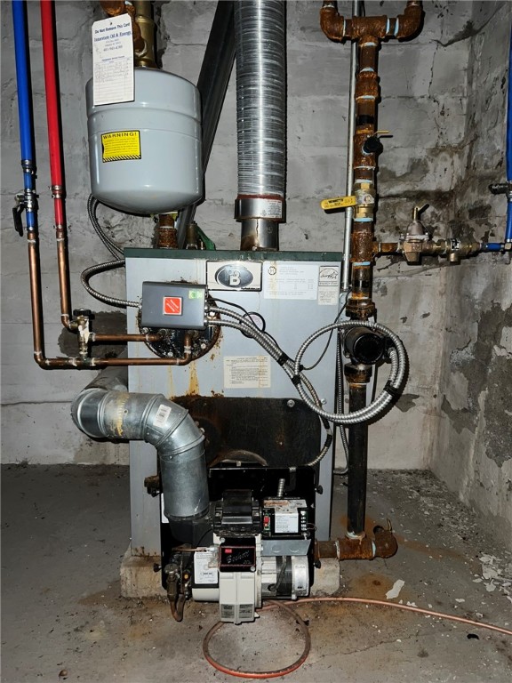 140 Lake View Road Cranston, RI 02920 - Photo 37 of 42