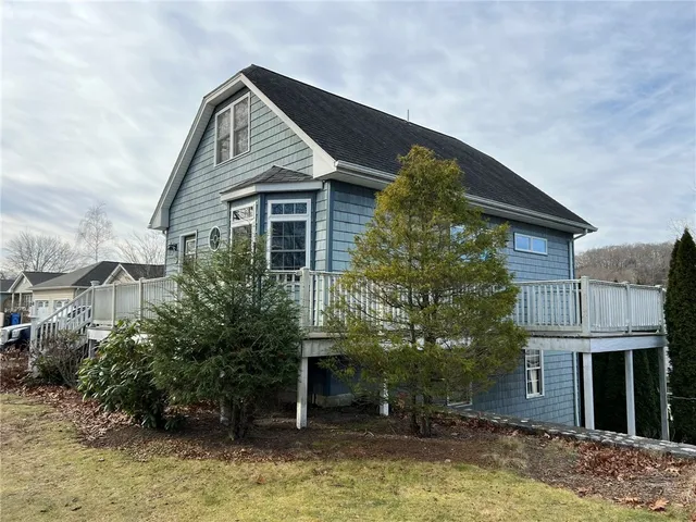 $515,000 | 140 Lake View Road, Cranston, RI 02920