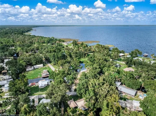 $229,000 | 9035 Temple Drive, Lake Wales, FL 33898