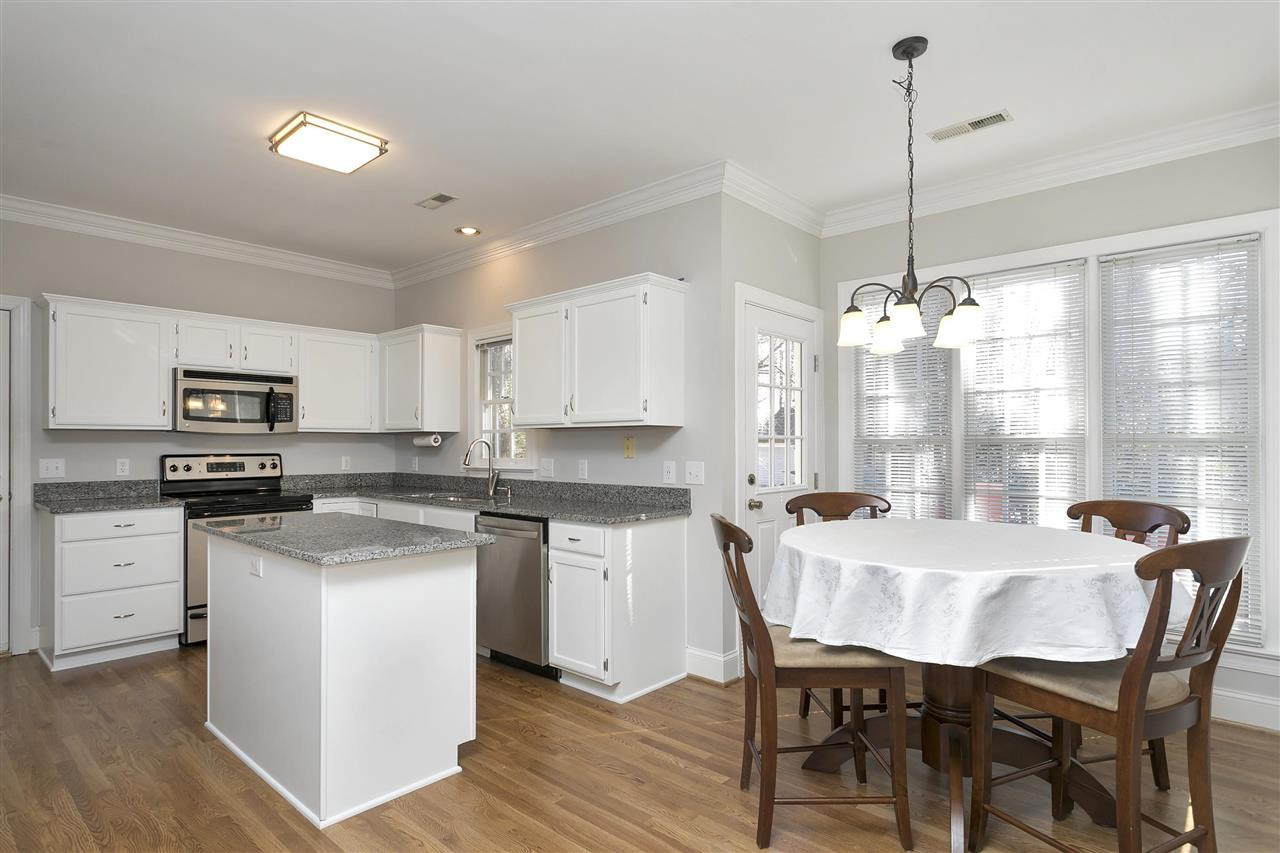 11809 Radner Way Raleigh, NC 27613 - Photo 8 of 25 Photo 8