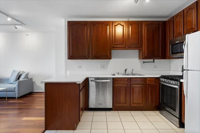 $2,650 | 630 North State Street, Unit 1609, Chicago, IL 60654