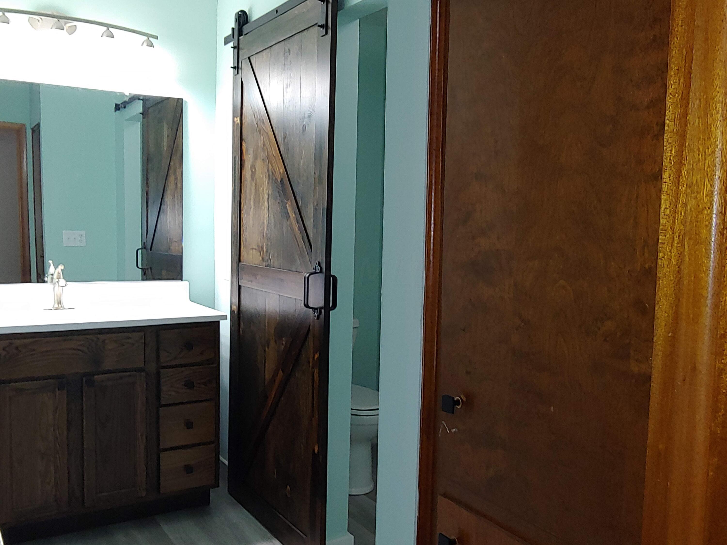 5350 Karl Road Columbus, OH 43229 - Photo 12 of 17