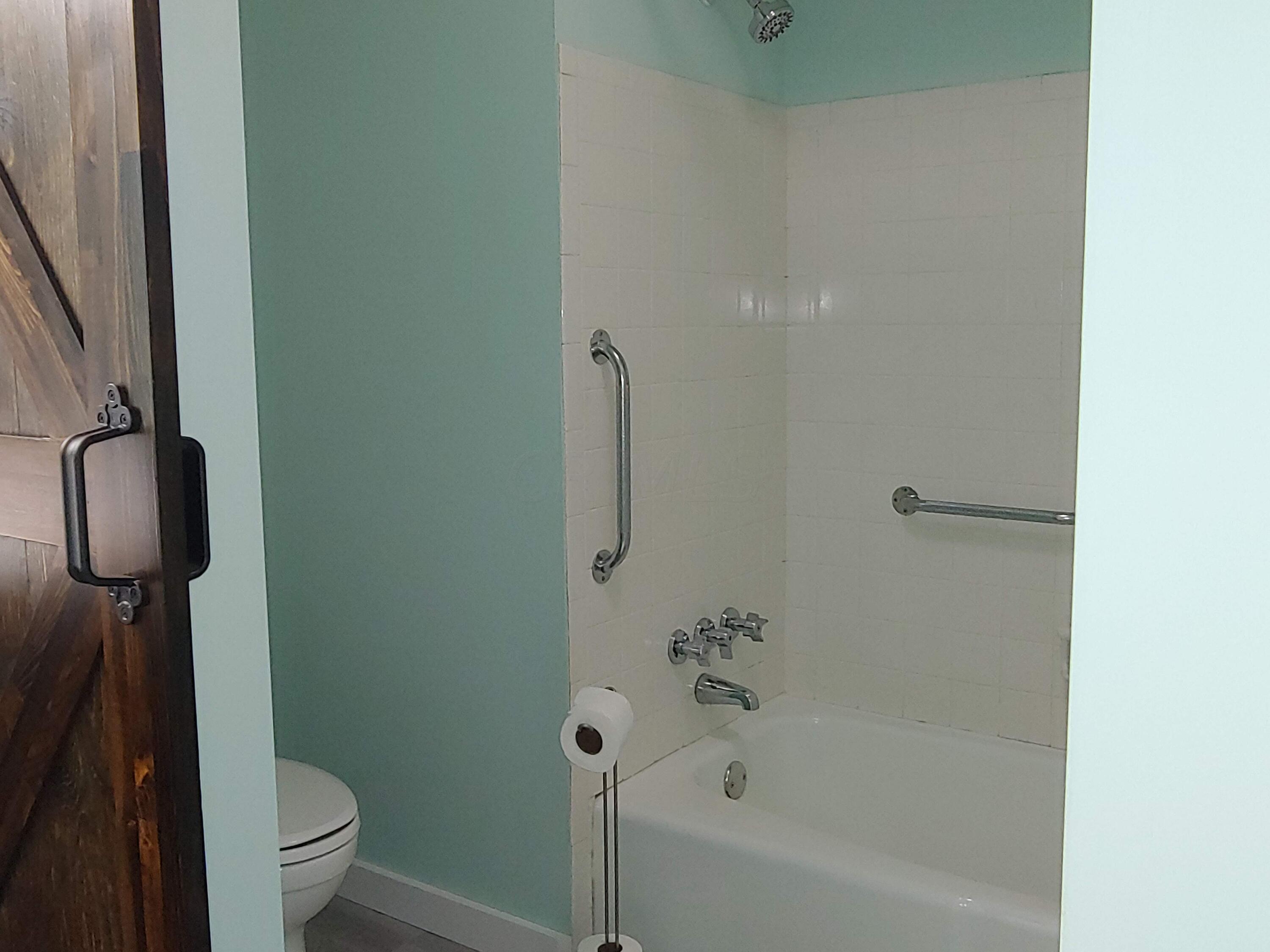 5350 Karl Road Columbus, OH 43229 - Photo 13 of 17