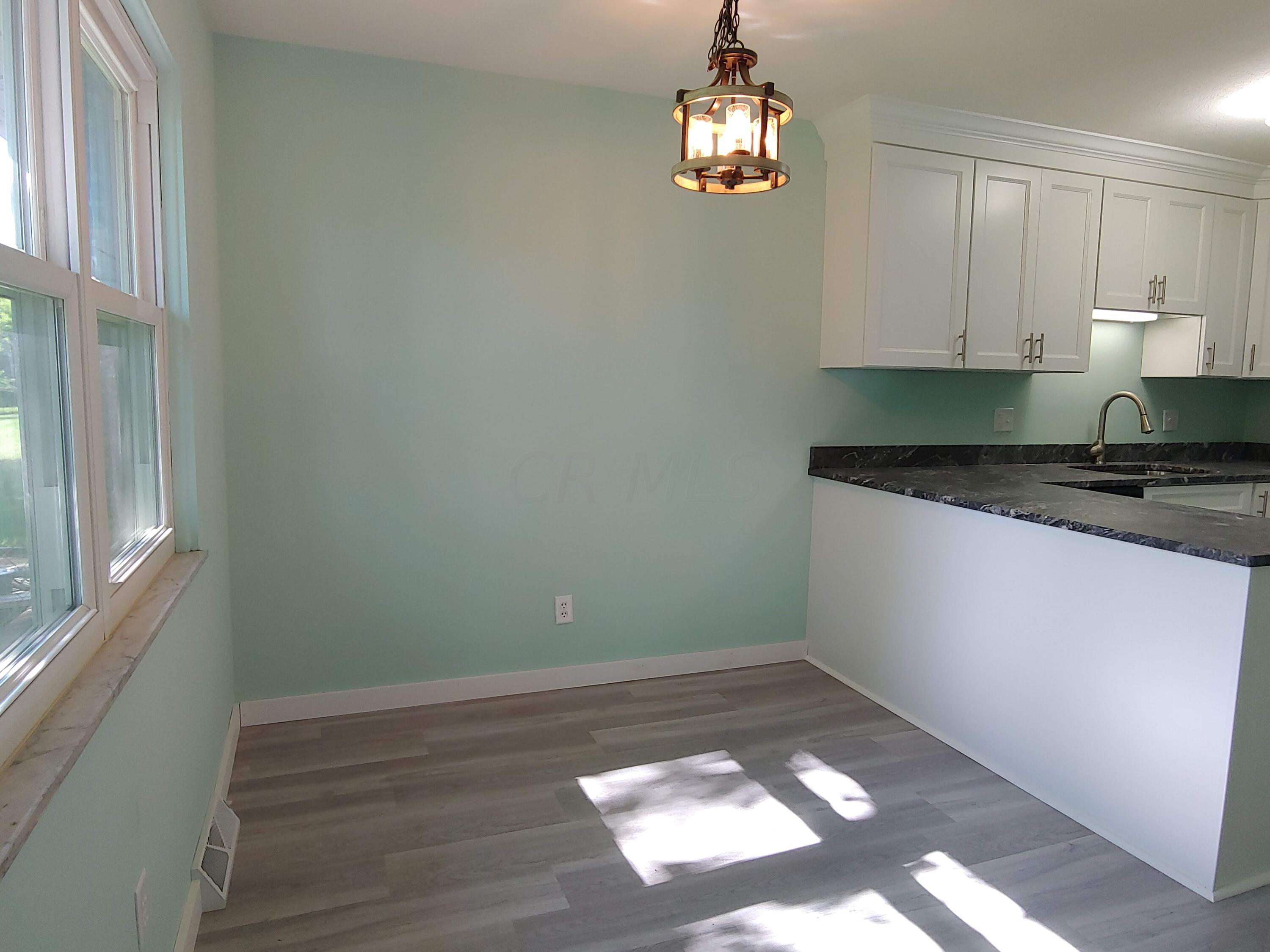 5350 Karl Road Columbus, OH 43229 - Photo 7 of 17