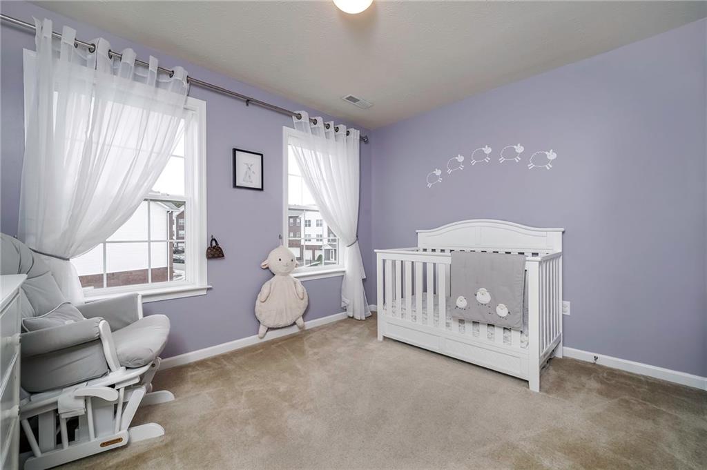 21 Roosevelt Drive McKees Rocks, PA 15136 - Photo 12 of 17 BEDROOM 2......GUESS WHOSE ROOM THIS IS......THE BOSS!