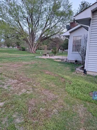 $315,000 | 450 Shenandoah Drive, Farmington, MO 63640
