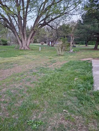 $315,000 | 450 Shenandoah Drive, Farmington, MO 63640