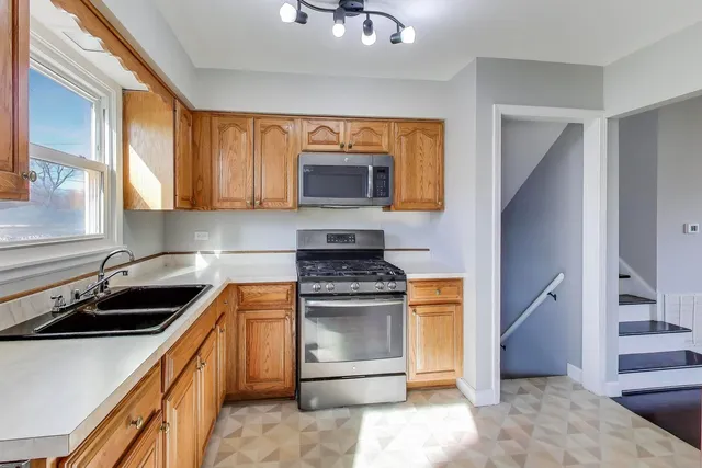 $349,900 | 046 North Page Street, Winfield, IL 60190