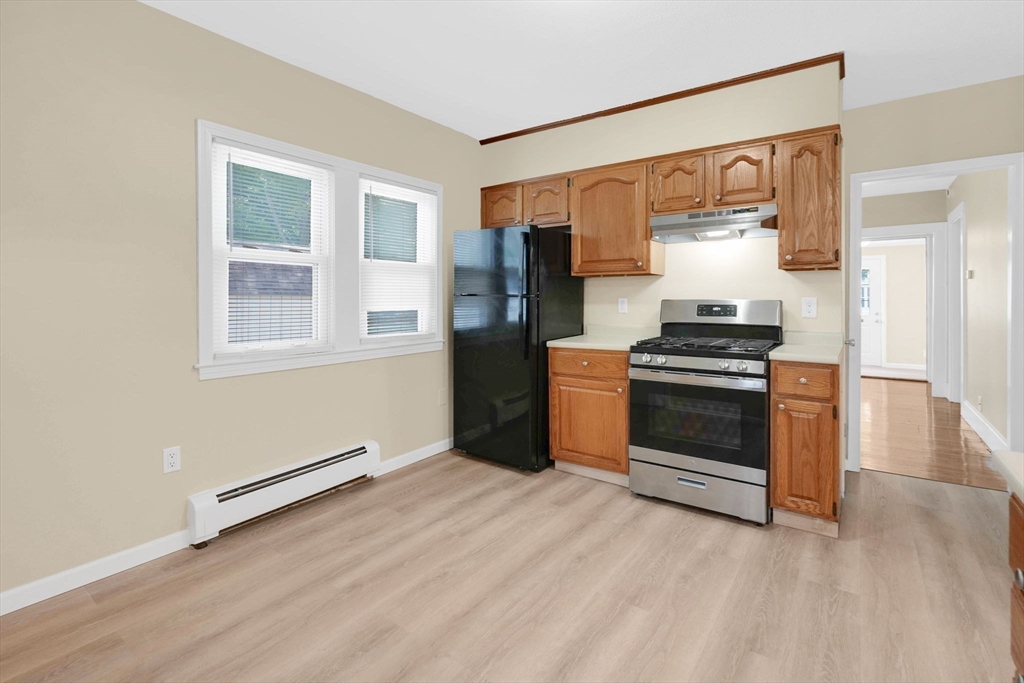 120-122 Larkspur Street Springfield, MA 01108 - Photo 6 of 31