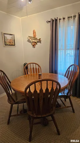 $130,000 | 335 Iris Court, Canton, IL 61520