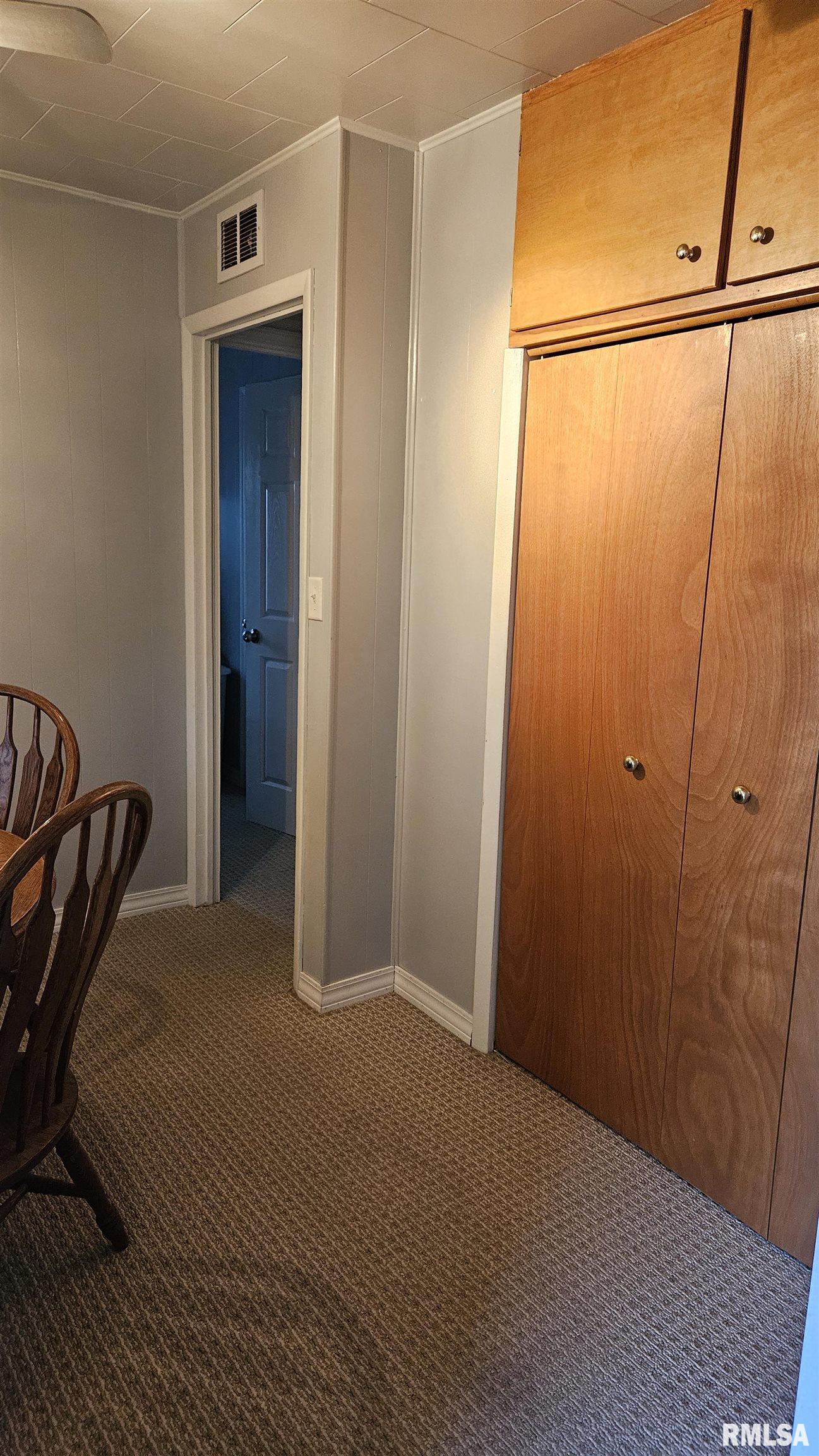 335 Iris Court Canton, IL 61520 - Photo 12 of 32