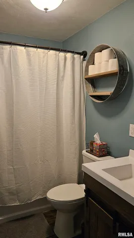 $130,000 | 335 Iris Court, Canton, IL 61520