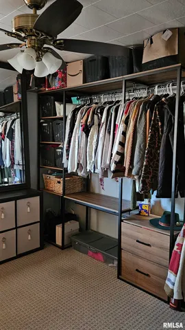 $130,000 | 335 Iris Court, Canton, IL 61520