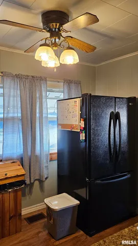 $130,000 | 335 Iris Court, Canton, IL 61520