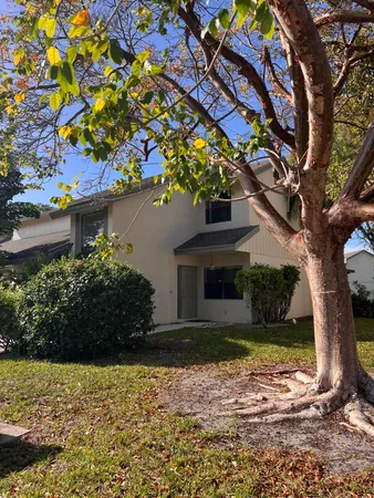 $3,500 | 9343 Ketay Circle, Boca Raton, FL 33428