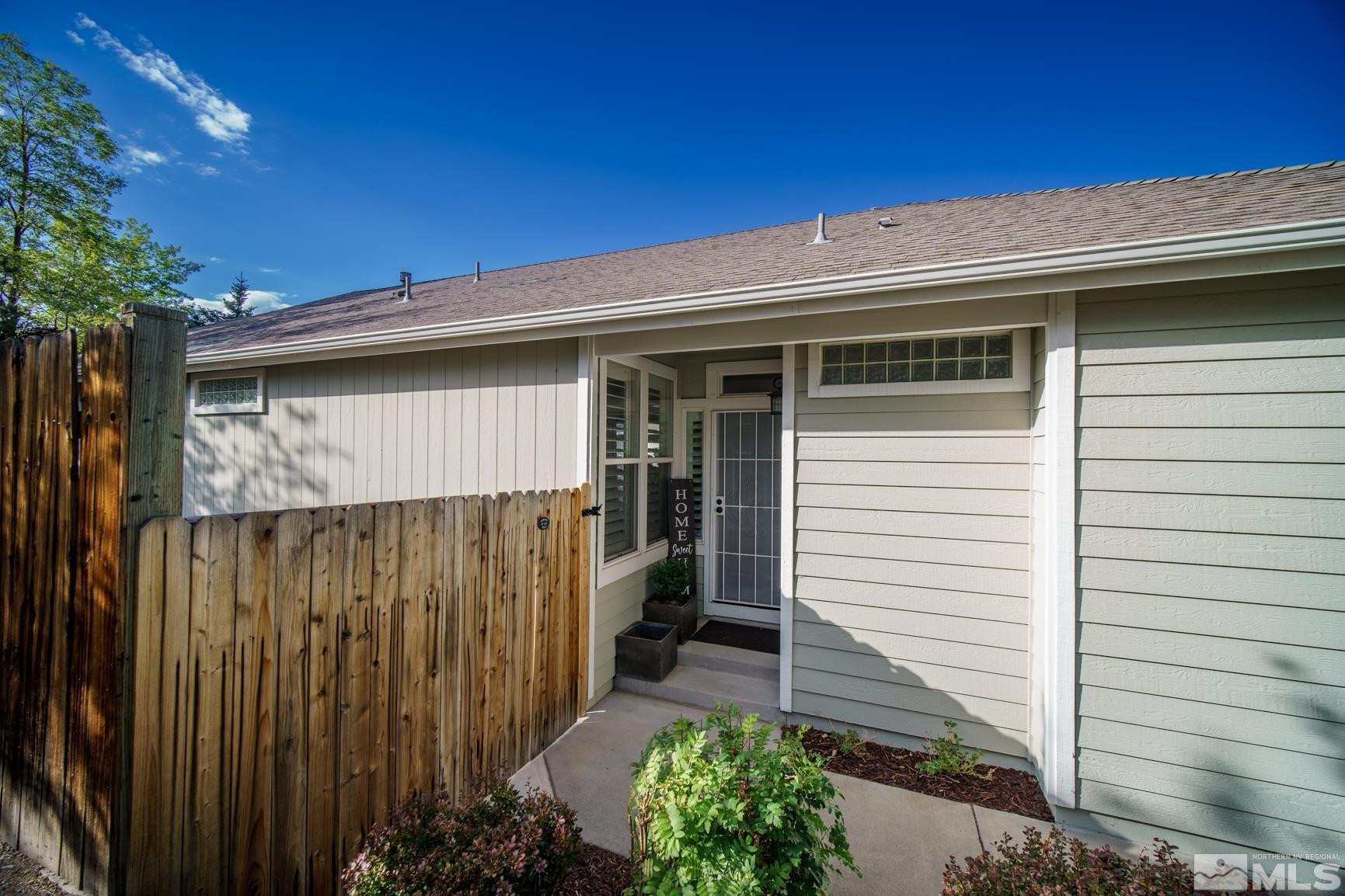4699 Hampton Lane Reno, NV 89519 - Photo 3 of 29 Photo 3