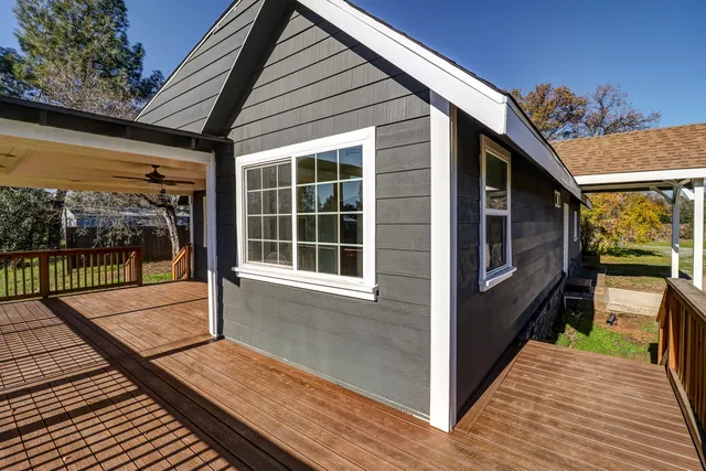 $405,000 | 6275 Horseshoe Lane, Anderson, CA 96007