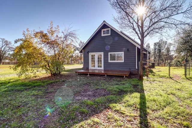 $405,000 | 6275 Horseshoe Lane, Anderson, CA 96007