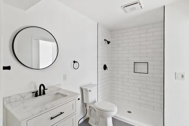 $405,000 | 6275 Horseshoe Lane, Anderson, CA 96007