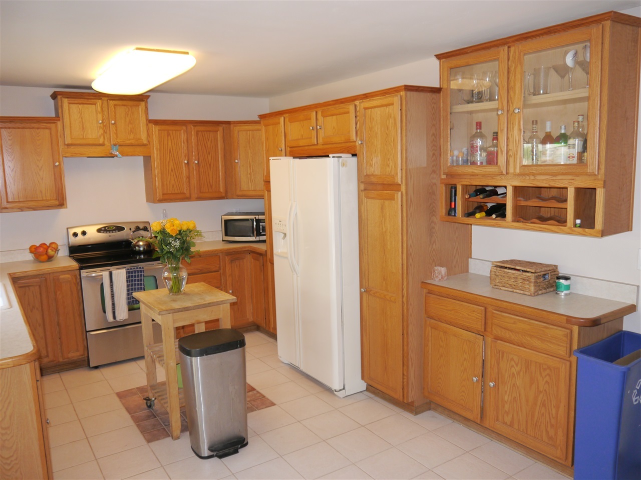 8358 Mesa View Way Spring Valley, CA 91977 - Photo 11 of 25 Gallery Image 11