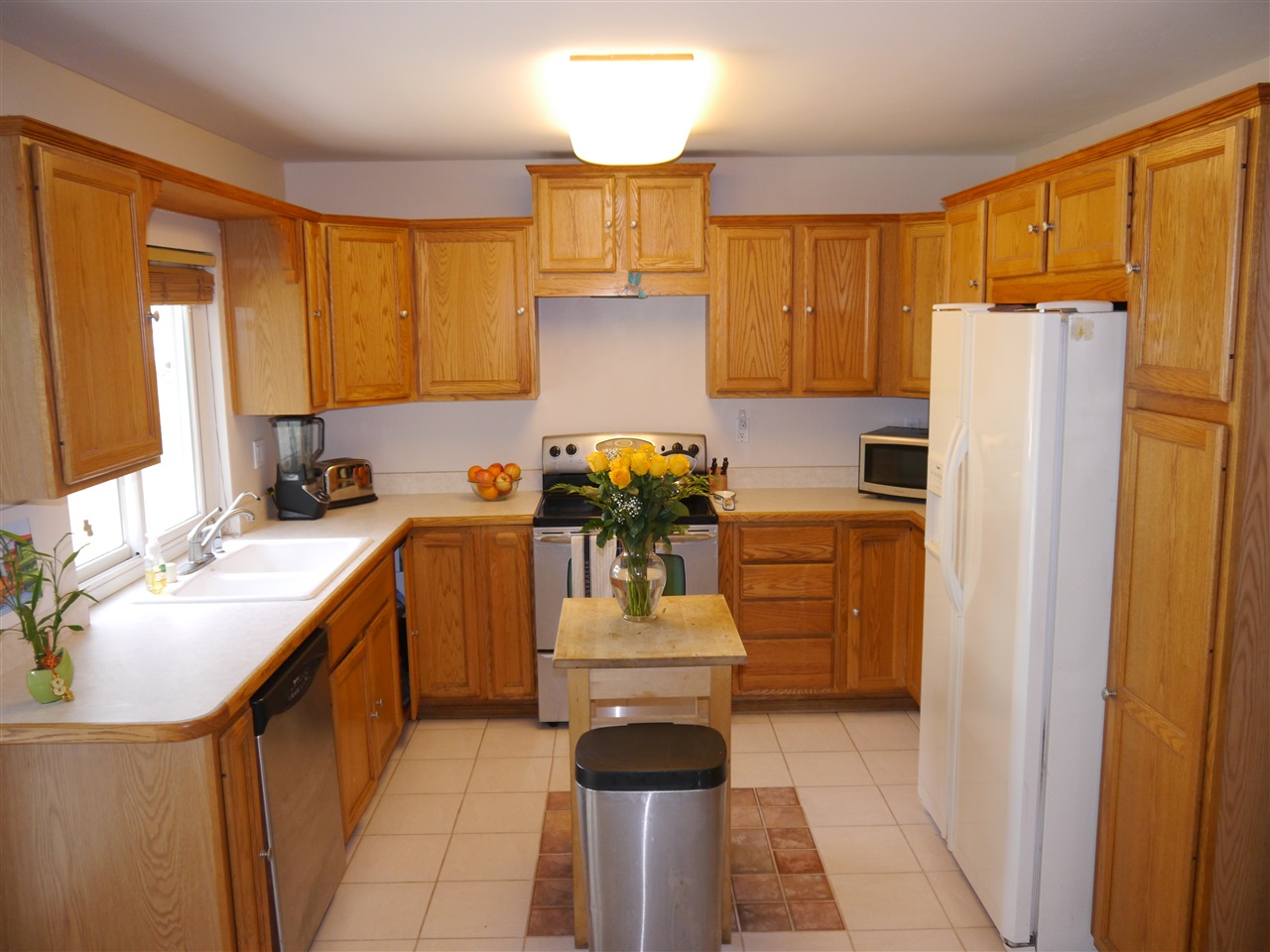 8358 Mesa View Way Spring Valley, CA 91977 - Photo 10 of 25 Gallery Image 10