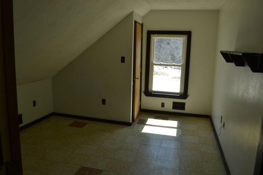 477 Main Road Westport Island, ME 04578 - Photo 24 of 33 One of the three upstairs spaces...