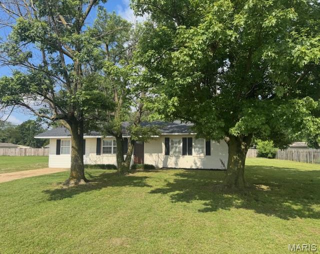 39665 Bernard Road Malden, MO 63863 - Photo 1 of 20