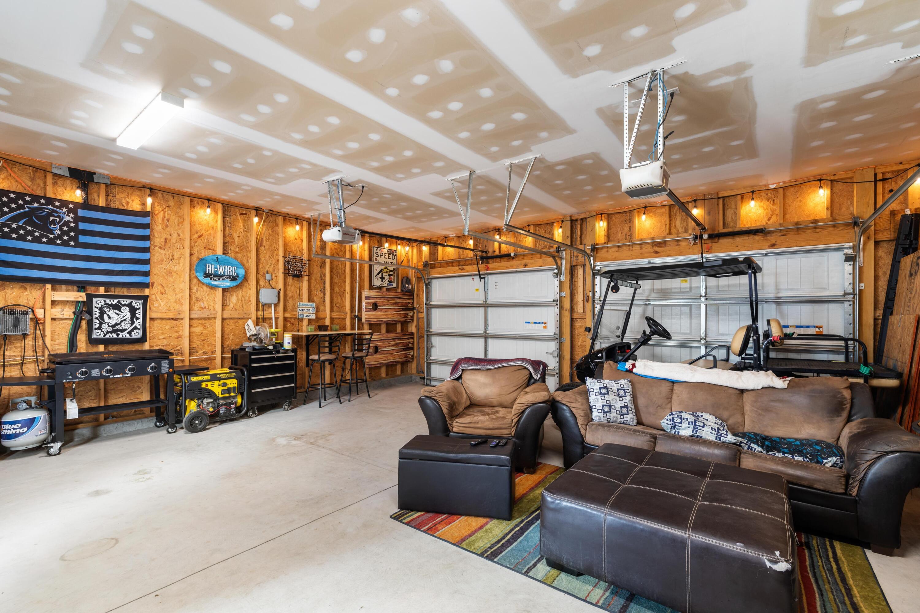 2019 Codorus Lane Hanahan, SC 29410 - Photo 28 of 35 garage