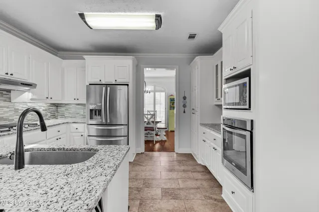 $360,000 | 119 Hidden Hills Drive, Madison, MS 39110