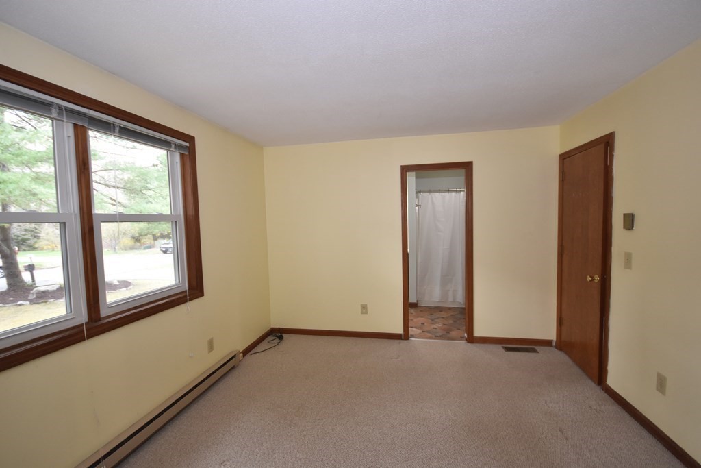 16 Hitching Post Road Amherst, MA 01002 - Photo 17 of 41 Gallery Image 17