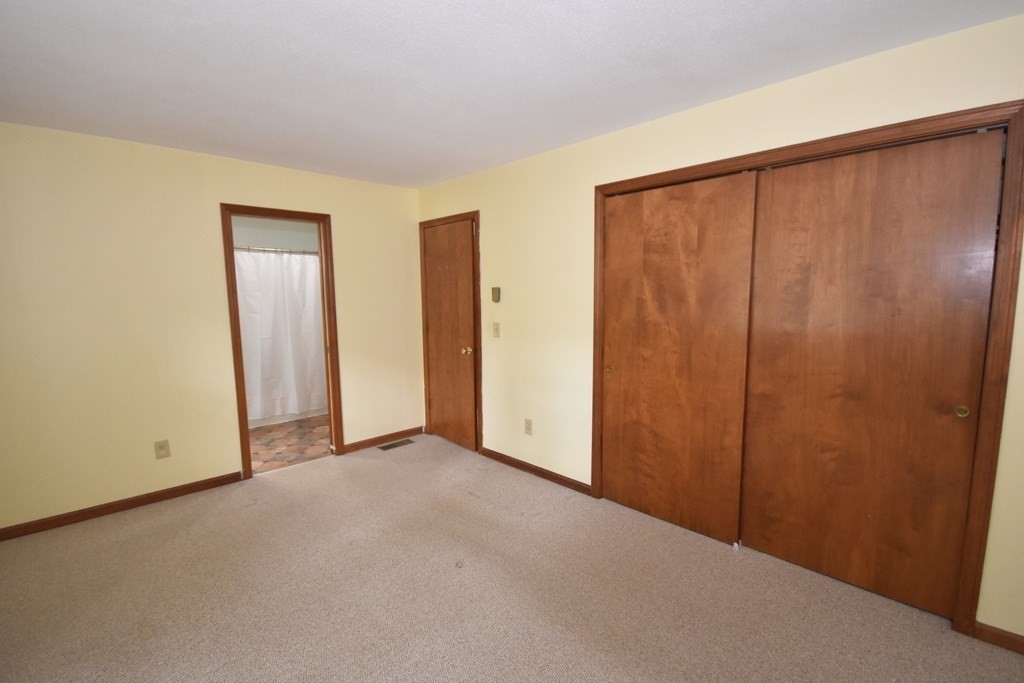 16 Hitching Post Road Amherst, MA 01002 - Photo 18 of 41 Gallery Image 18