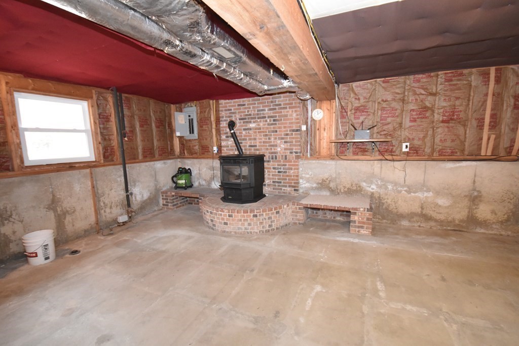 16 Hitching Post Road Amherst, MA 01002 - Photo 27 of 41 Gallery Image 27