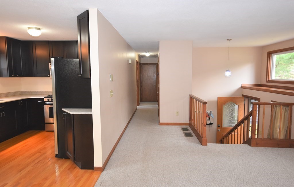 16 Hitching Post Road Amherst, MA 01002 - Photo 8 of 41 Gallery Image 8