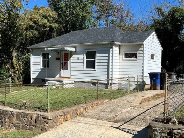 $970 | 111 North Cameron Avenue, Winston-Salem, NC 27101