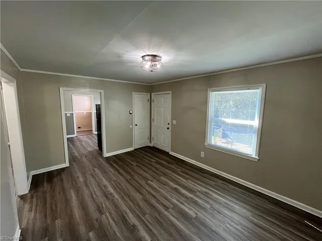 $970 | 111 North Cameron Avenue, Winston-Salem, NC 27101