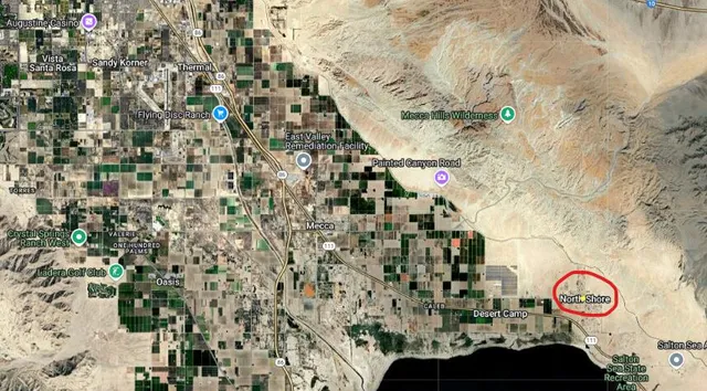 a view of entryway with wall