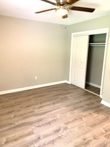 $1,295 | 208 State Line Road, Clarksville, TN 37042