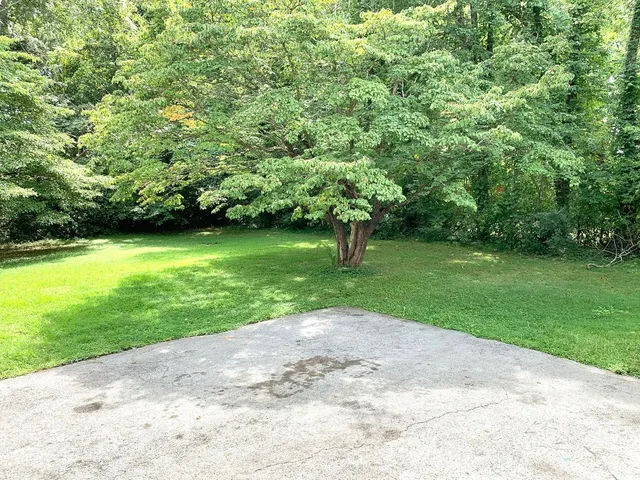 $1,295 | 208 State Line Road, Clarksville, TN 37042