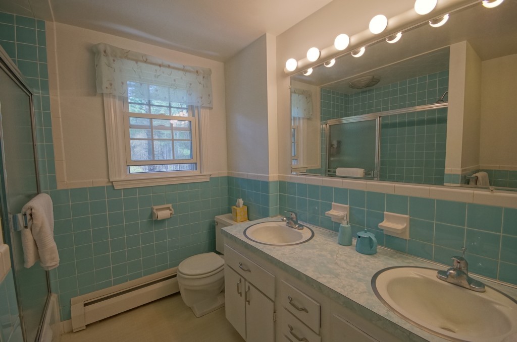 14 Evergreen Road Acton, MA 01720 - Photo 13 of 20 Gallery Image 13