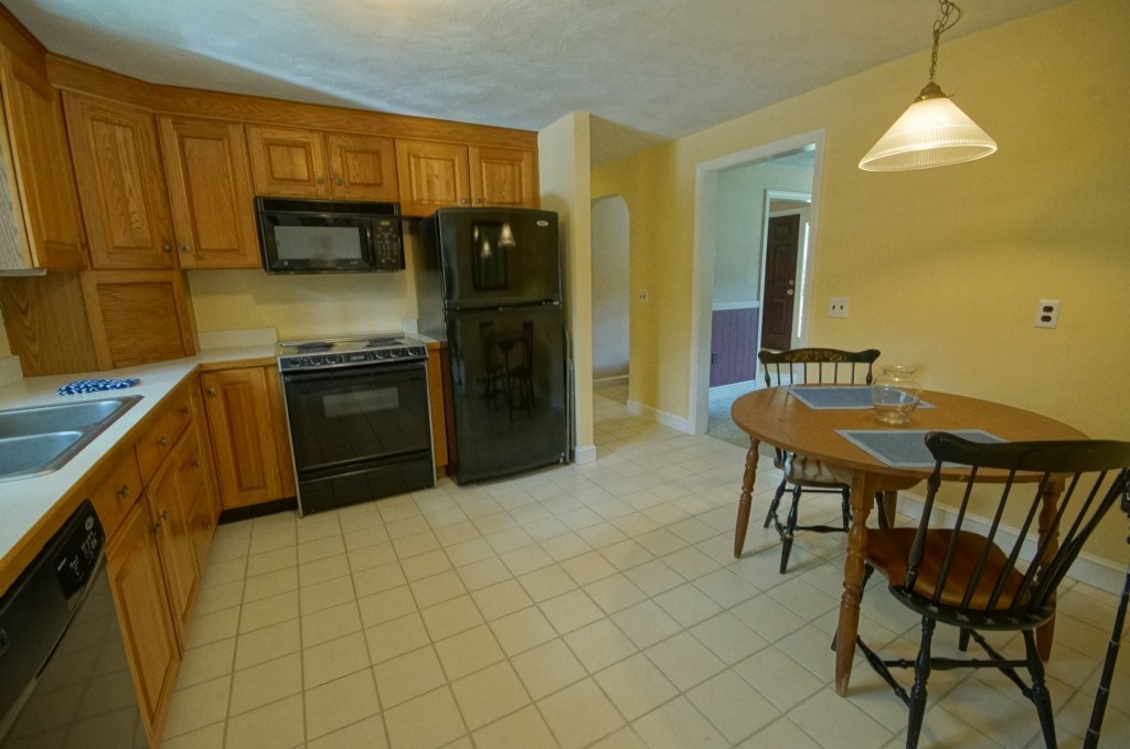 14 Evergreen Road Acton, MA 01720 - Photo 5 of 20 Gallery Image 5