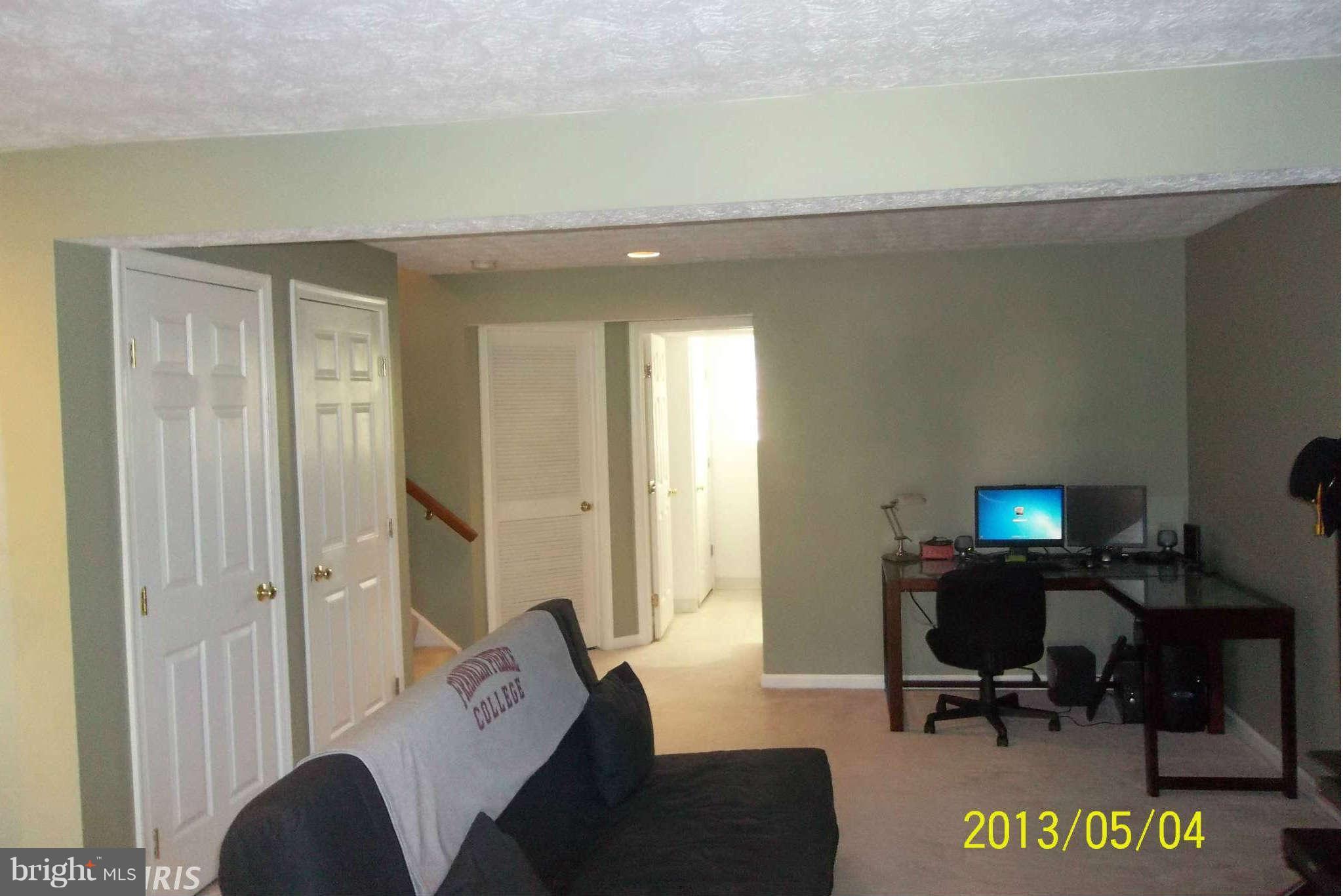 2463 Warm Spring Way Odenton, MD 21113 - Photo 11 of 28 Family Room
