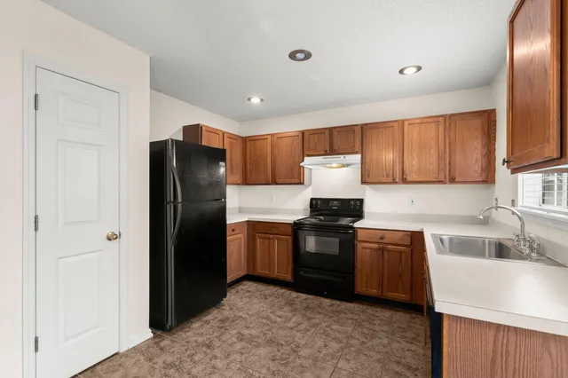 $320,000 | 7954 Long Shadow Lane, North Charleston, SC 29406