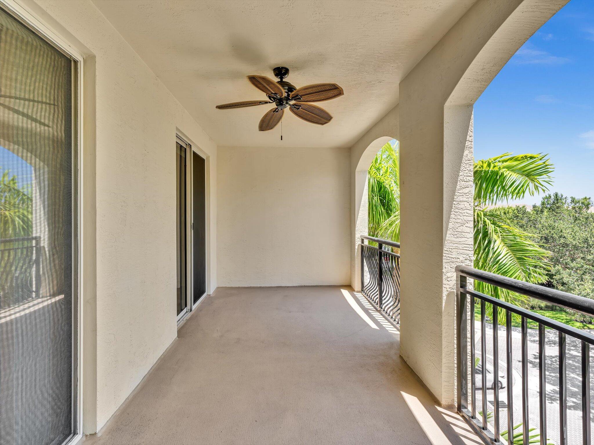 1405 Renaissance Way, Unit 405 Boynton Beach, FL 33426 - Photo 27 of 62 28-FPP00336